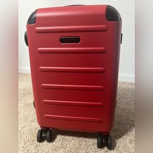 Solgaard Medium carry-on in Red with “closet” system.